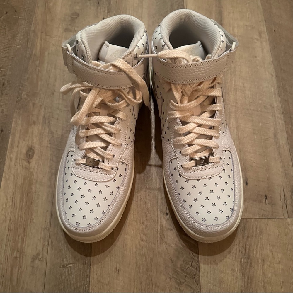 NEW Nike Air Force 1 Mid Cut Out Stars Summit White - Picture 3 of 11